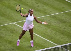 Serena Williams criticizes the anti-doping system upon her return to Wimbledon.