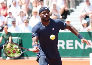 Tiafoe esclarece polémica do tie-break de 500 dólares com Tien em Wimbledon