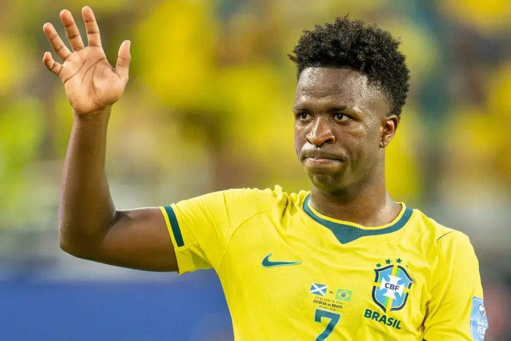 Vinícius Júnior emphasizes the importance of the fight against racism in football.