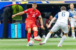 Xabi Alonso decisive for Granit Xhaka’s transfer to Chelsea.