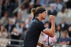 Zverev shines and advances to the semifinals of the French Open.