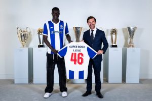 Mame Niang reforça o FC Porto com cláusula de 30 milhões até 2030