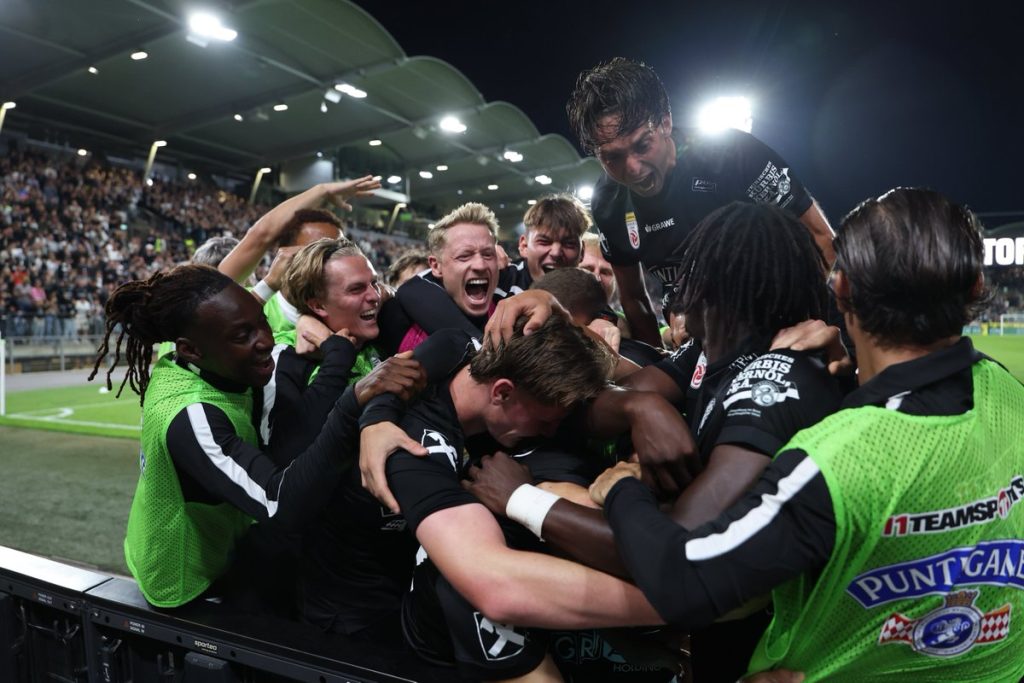 Sturm Graz humilha Hearts no primeiro jogo da qualificação para a champions