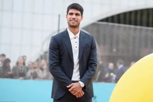 “Alcaraz with 100% healthy wrist and physical condition better than before.”