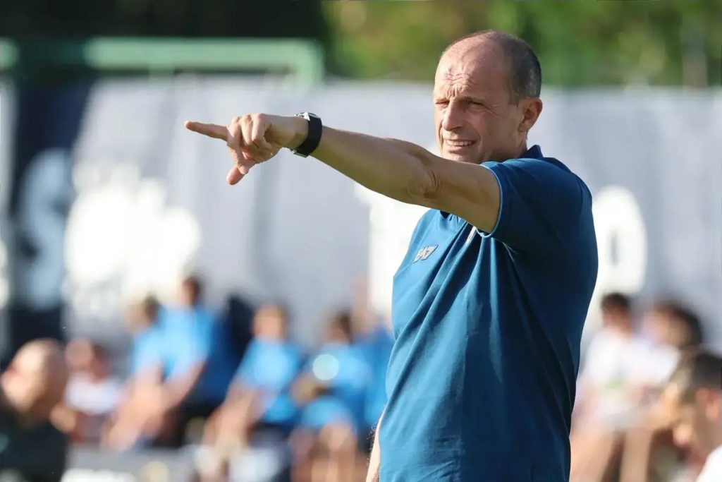 Allegri espera avaliar plantel do Napoli após vitória 2-0