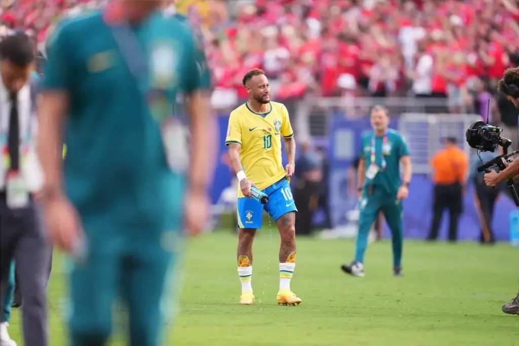 Ancelotti anuncia FIM de ciclo para Neymar, Casemiro e Danilo