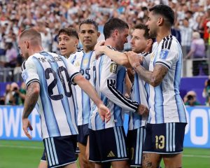 “Argentina strengthened with Messi and Romero for the match against Cape Verde.”