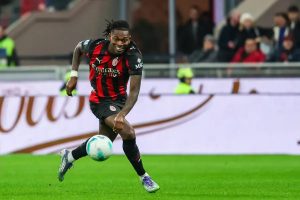 Barcelona desiste da contratação de Harry Kane, mas pondera o empréstimo de Rafael Leão