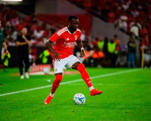 Benfica goleia St. Gallen e garante apuramento na Liga Europa