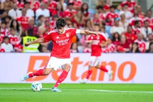 Benfica sofre golo decisivo do St. Gallen em lance de bola parada