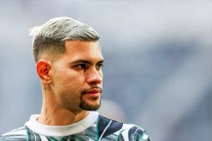 Bruno Guimarães asks Newcastle to negotiate a transfer with Arsenal.