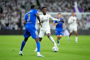 Camavinga mantém-se no Real Madrid apesar do interesse do Manchester United