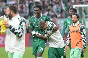 Chelsea is advancing for Karim Coulibaly and is facing Manchester United in the battle for the defender.