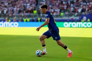 Chelsea favorito para contratar jovem talento de 30 milhões