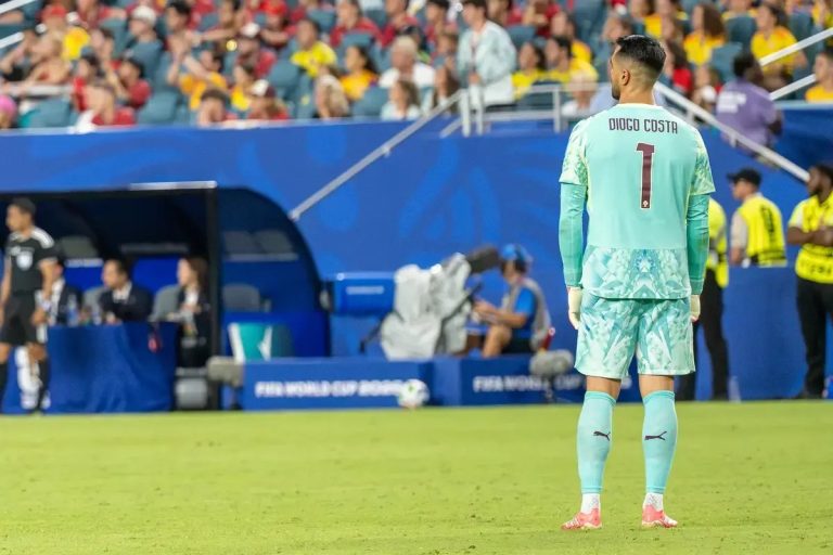 Diogo Costa brilha no mundial mas futuro no FC Porto continua incerto