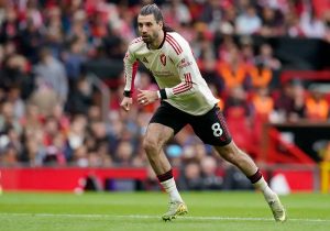 Dominik Szoboszlai renova contrato com o Liverpool até 2031