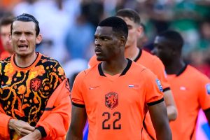 Dumfries, lewandowski e ramos marcam transferências de verão 2026