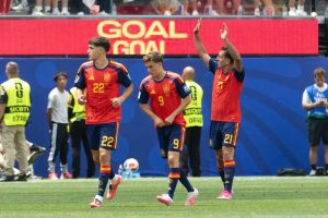“Spain reaches the round of 16 in the World Cup without conceding any goals and makes history.”