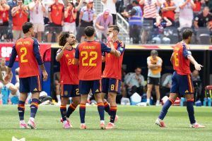 Espanha arrasa Áustria com exibição quase perfeita, diz de La Fuente