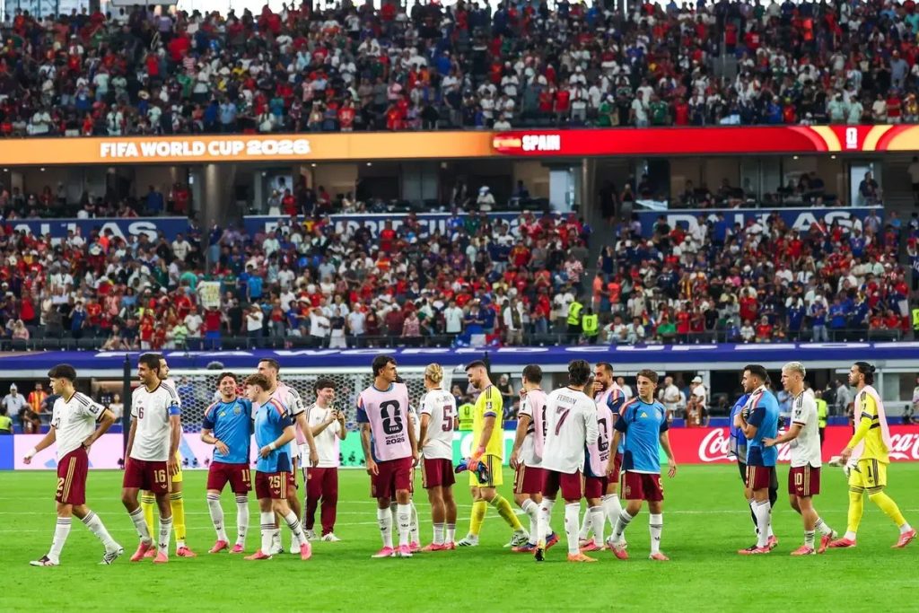 Espanha venceu o mundial de 2010 com 14 cartões amarelos na final