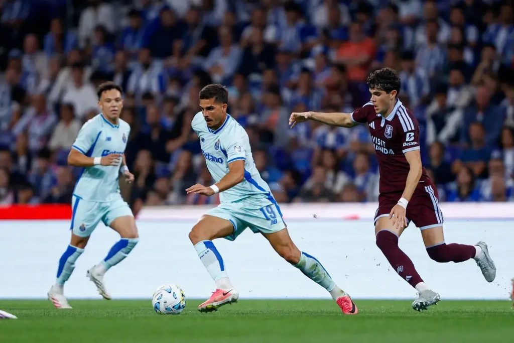 FC Porto vence Aston Villa e prepara a supertaça com confiança