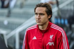 Federico Chiesa disponível para nova posição no Liverpool