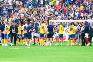 France demonstrates dominance with a 3-0 victory over Sweden and reinforces its favoritism in the World Cup.