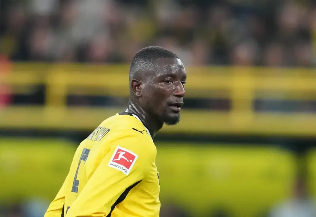 Guirassy deverá continuar no Dortmund após recusa de oferta de 40 milhões