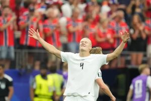 “Haaland and Ødegaard lead Norway in the round of 16 of the World Cup towards Brazil.”