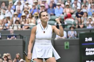 “Sabalenka provokes Kostovic again after winning the second round at Wimbledon.”