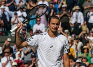 Zverev admits he is not the favorite after advancing to the third round at Wimbledon.