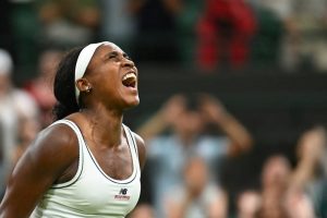 Coco Gauff achieves a dramatic victory at Wimbledon even under the pressure of the clock.