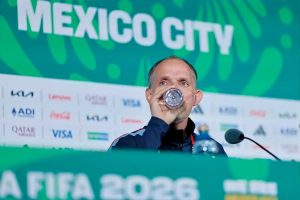 “England bets on a low block to stop the unbeaten Mexican national team.”