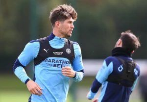 Ivan Cordoba aprova John Stones mas espera chegada de Cristian Romero