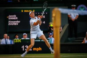 Jannik Sinner gera polémica em Itália após desistência do Canadian Open