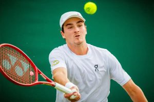 Joao Fonseca disputa prémio milionário no ultimate tennis showdown no brasil