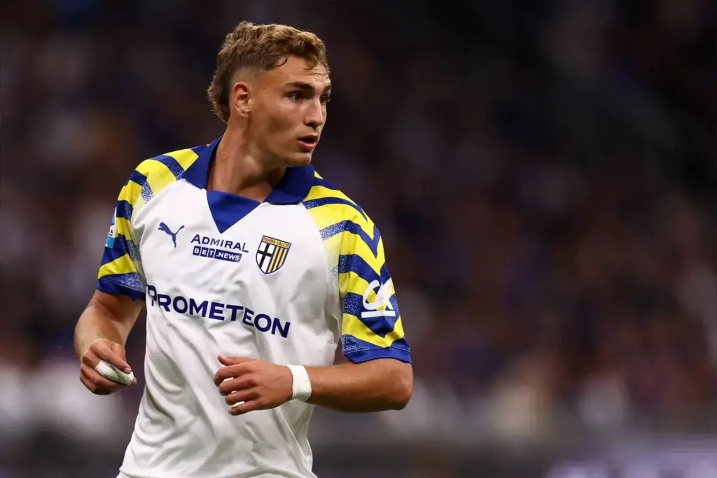 Juventus mantém negociações por Pellegrino apesar do interesse do Crystal Palace