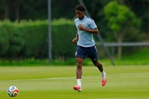 Kobbie Mainoo sem minutos na seleção inglesa no Mundial 2026