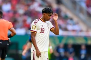 Lamine Yamal takes center stage in a pressured Spanish national team.