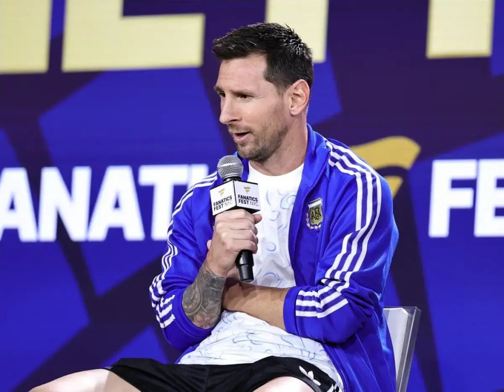 Lionel Messi destaca a sua jornada antes da final do mundial