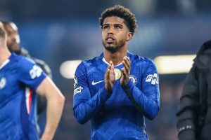 Manchester United is preparing an offer for Andrey Santos from Chelsea.