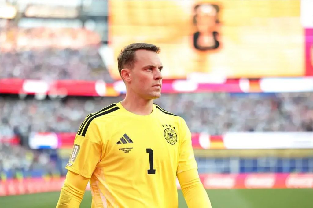 Manuel Neuer indica que a temporada 2026/27 será a sua última