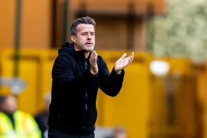 “Marco Silva evaluates Benfica’s squad in a new pre-season test in Seixal.”