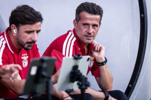 Marco Silva says that Jhon Durán will hardly be at the Benfica-St. Gallen match.