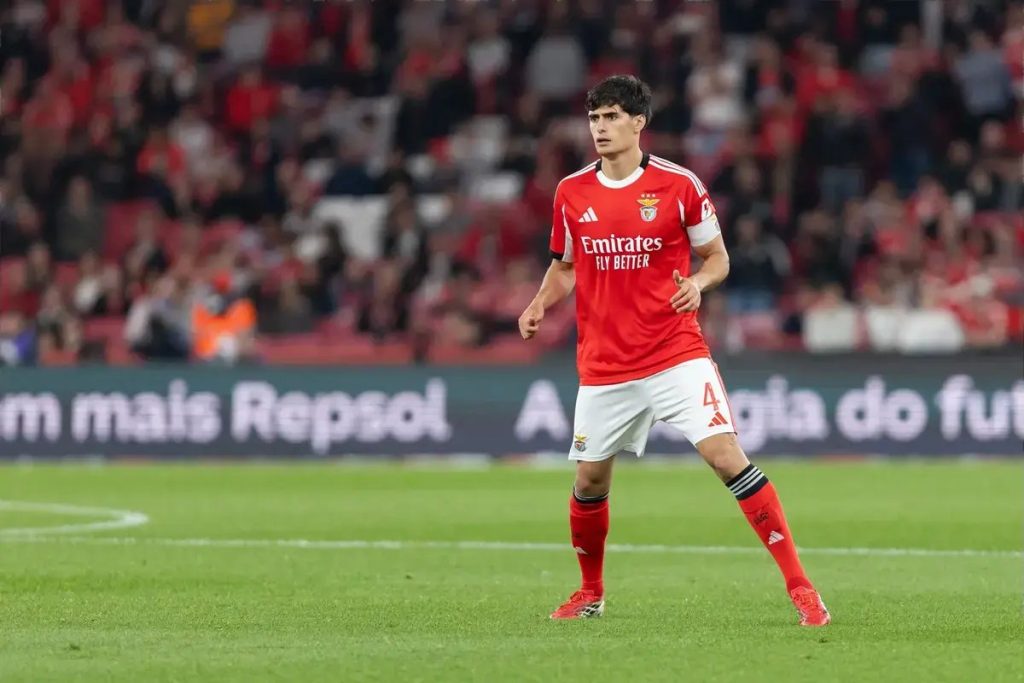 Marco silva queria manter António Silva no plantel do Benfica