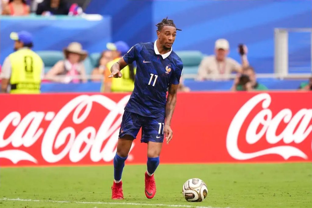 Mbappé seduz Olise a reforçar Real Madrid após química no mundial