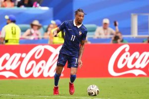 Mbappé seduz Olise a reforçar Real Madrid após química no mundial