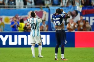Messi lidera Argentina com golo e mensagem motivadora após vitória dramática