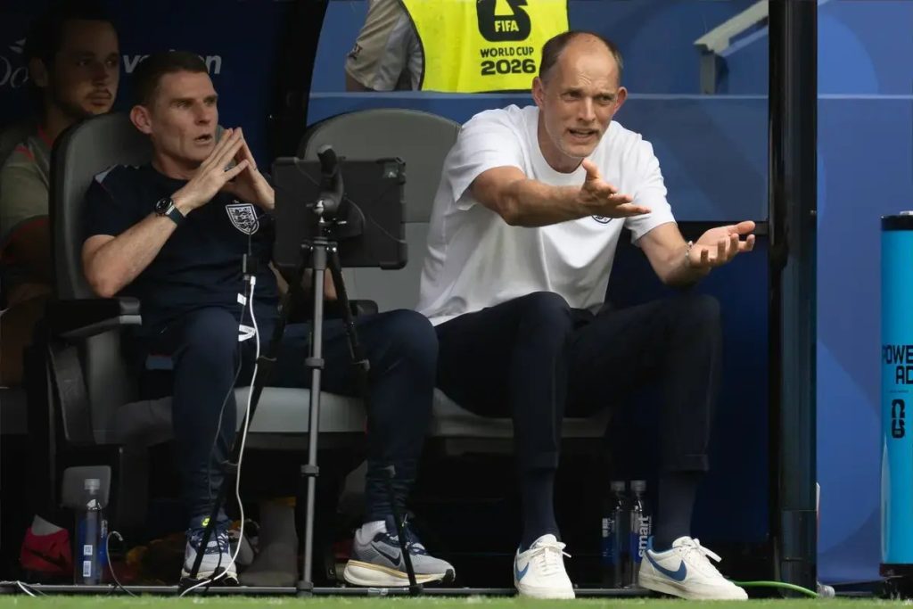 Paul Scholes critica Tuchel e defende melhor plantel inglês que espanhol