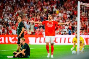Pavlidis faz póquer na goleada do Benfica ao St. Gallen